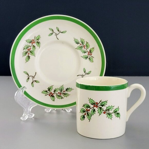 Vintage Spode England Christmas Tree Holly Berry Demitasse Cup & Saucer Set - Picture 1 of 10